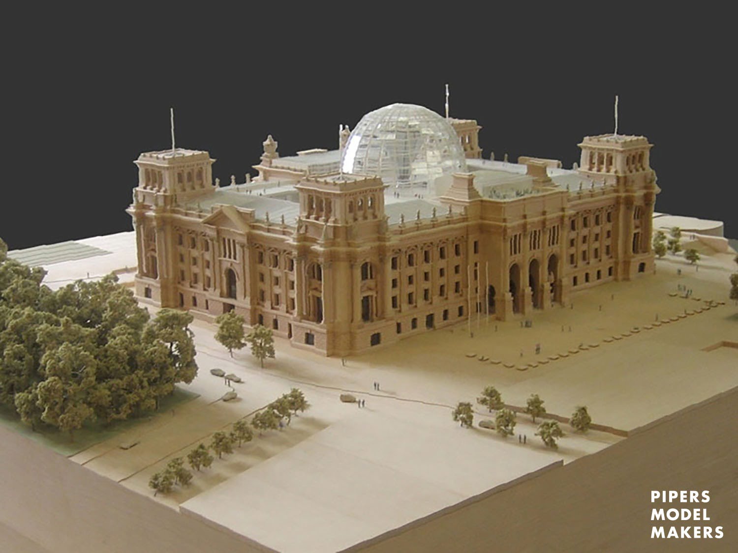 Reichstag | Pipers Model Makers